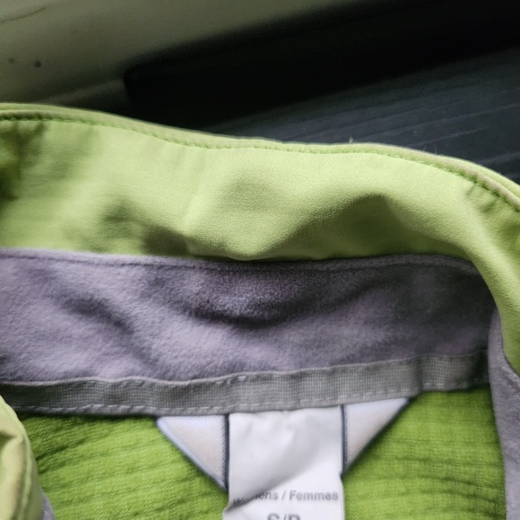 MEC windbreaker - Picture 3 of 8